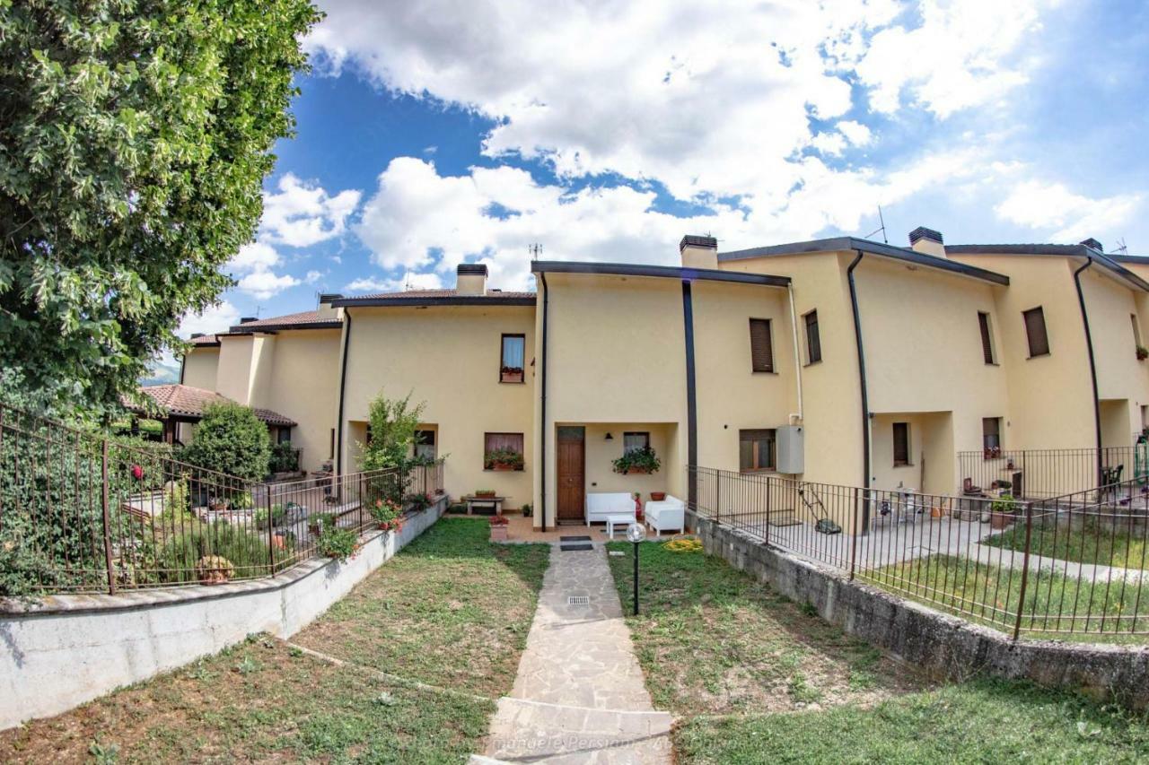 Casa Vacanze Nonna Angela Норча Екстериор снимка